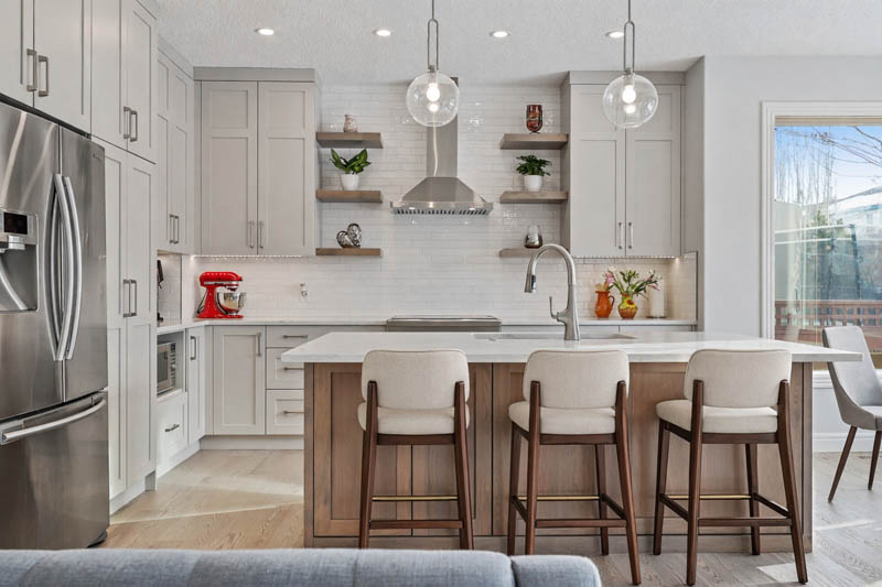 Cougar Ridge Residence residential interior gallery image 1.